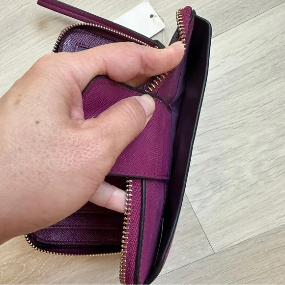 Michael Kors Magenta Wristlet Clutch Wallet - Picture 4 of 5